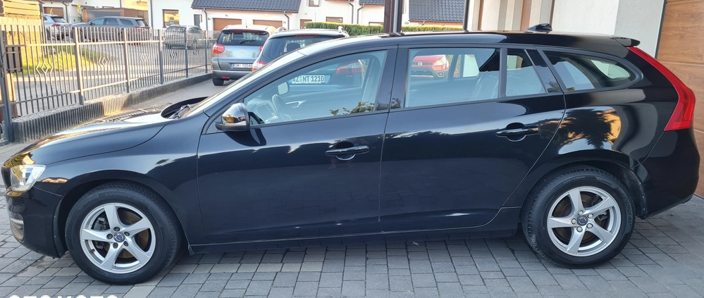 Volvo V60 cena 42900 przebieg: 153300, rok produkcji 2015 z Mikołów małe 436